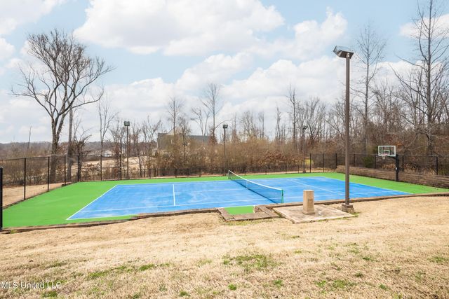 2466 Ross Road, Olive Branch, MS 38654