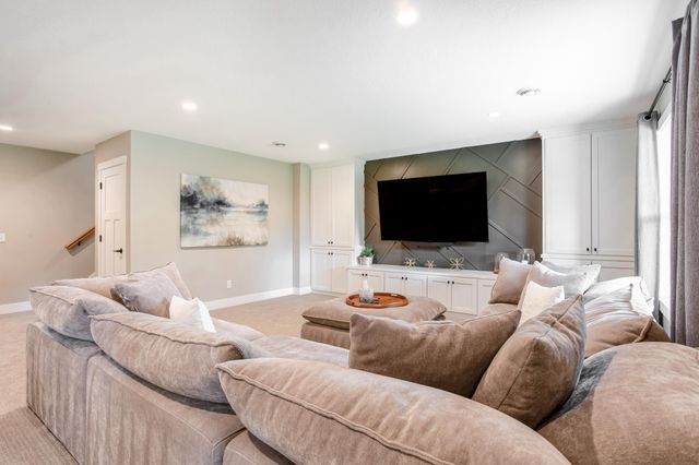 10770 Scott Avenue N, Brooklyn Park, MN 55443