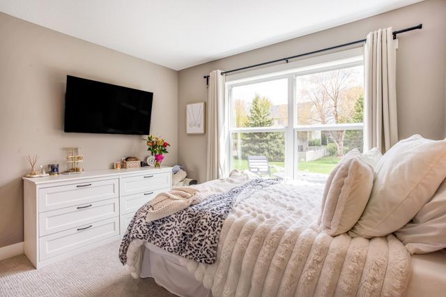 10770 Scott Avenue N, Brooklyn Park, MN 55443