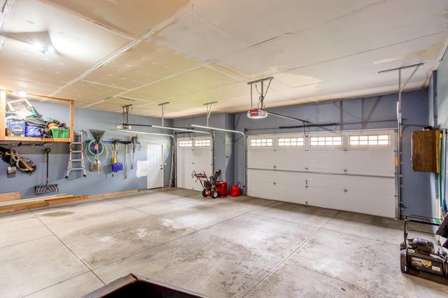 10770 Scott Avenue N, Brooklyn Park, MN 55443