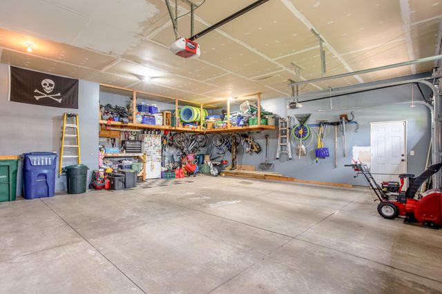 10770 Scott Avenue N, Brooklyn Park, MN 55443