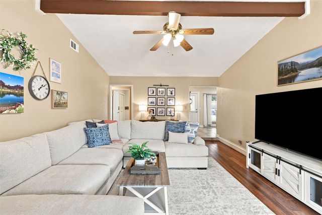 216 Old Hickory Drive, Irving, TX 75060
