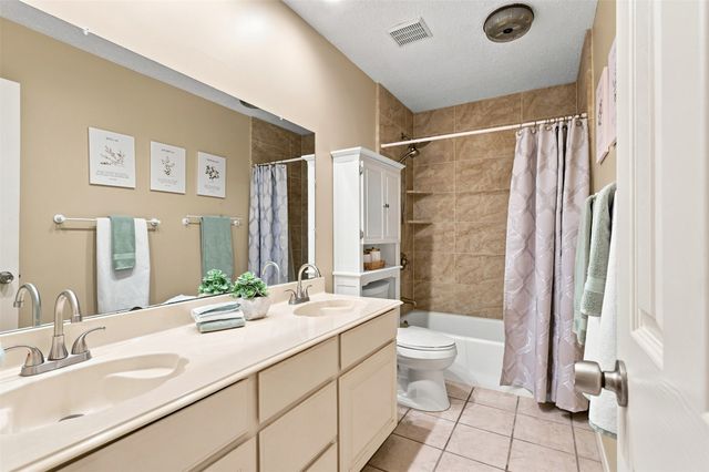 216 Old Hickory Drive, Irving, TX 75060