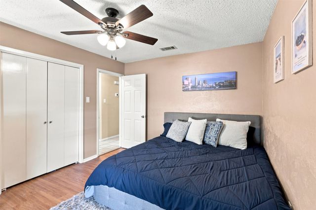 216 Old Hickory Drive, Irving, TX 75060