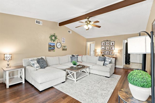 216 Old Hickory Drive, Irving, TX 75060