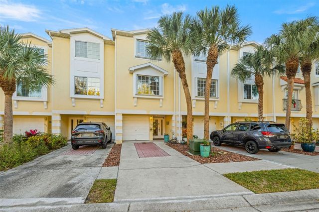 152 BRENT CIRCLE, Oldsmar, FL 34677