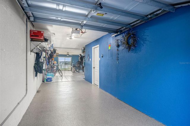 152 BRENT CIRCLE, Oldsmar, FL 34677