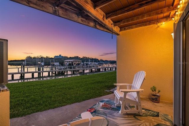 152 BRENT CIRCLE, Oldsmar, FL 34677