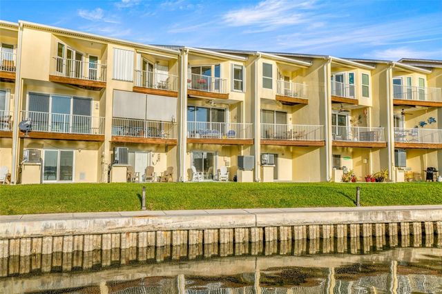 152 BRENT CIRCLE, Oldsmar, FL 34677