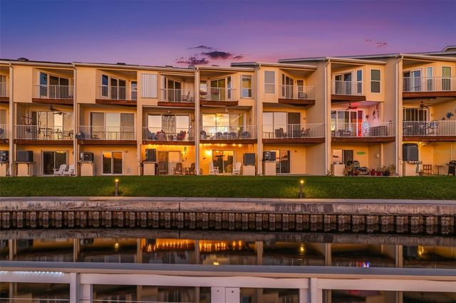 152 BRENT CIRCLE, Oldsmar, FL 34677