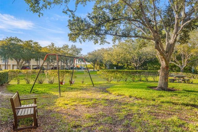 152 BRENT CIRCLE, Oldsmar, FL 34677