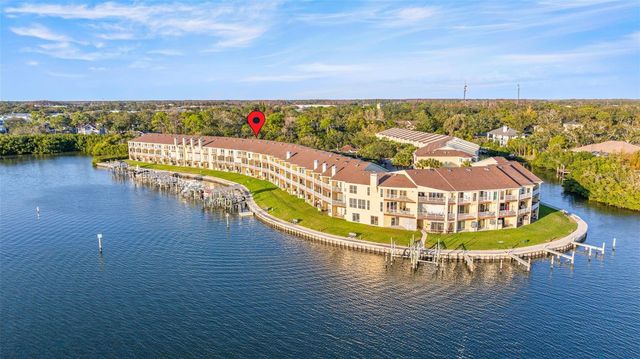 152 BRENT CIRCLE, Oldsmar, FL 34677