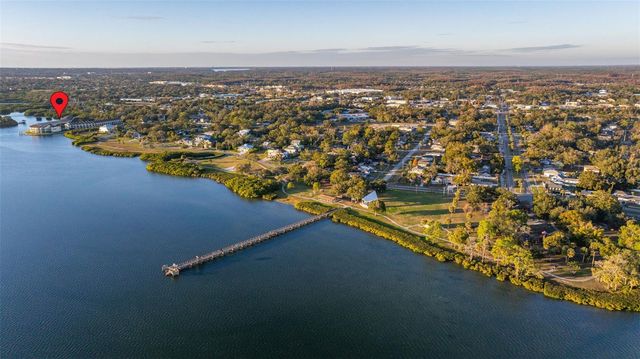 152 BRENT CIRCLE, Oldsmar, FL 34677