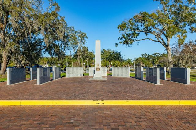 152 BRENT CIRCLE, Oldsmar, FL 34677