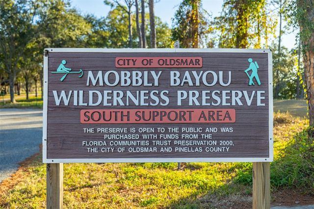 152 BRENT CIRCLE, Oldsmar, FL 34677