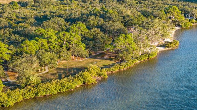 152 BRENT CIRCLE, Oldsmar, FL 34677