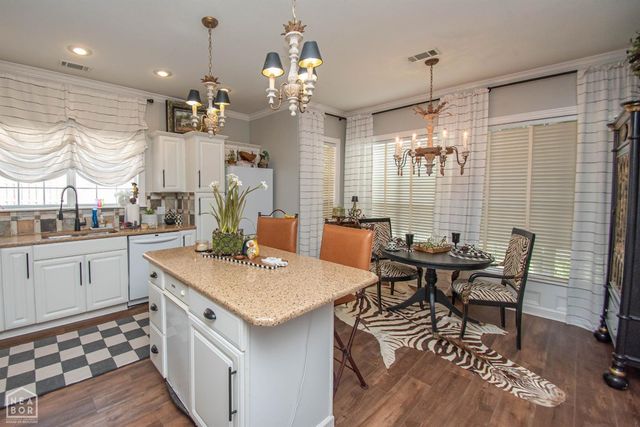 2807 Tower Park Drive, Jonesboro, AR 72404