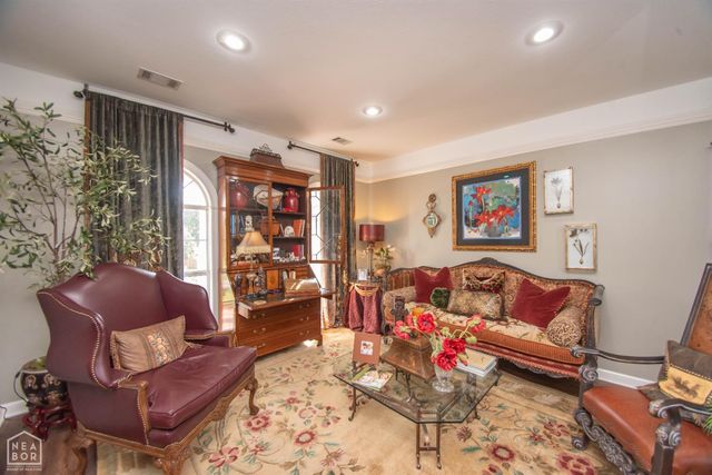 2807 Tower Park Drive, Jonesboro, AR 72404