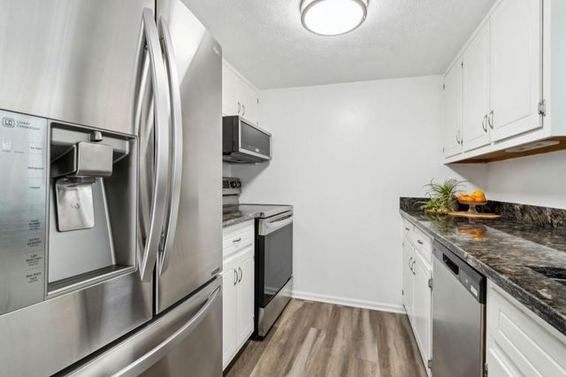 383 Northdale Court, Lawrenceville, GA 30046