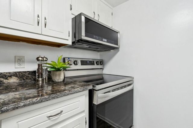 383 Northdale Court, Lawrenceville, GA 30046