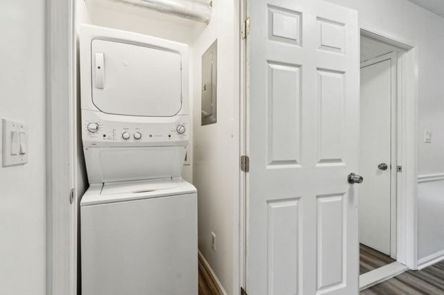 383 Northdale Court, Lawrenceville, GA 30046