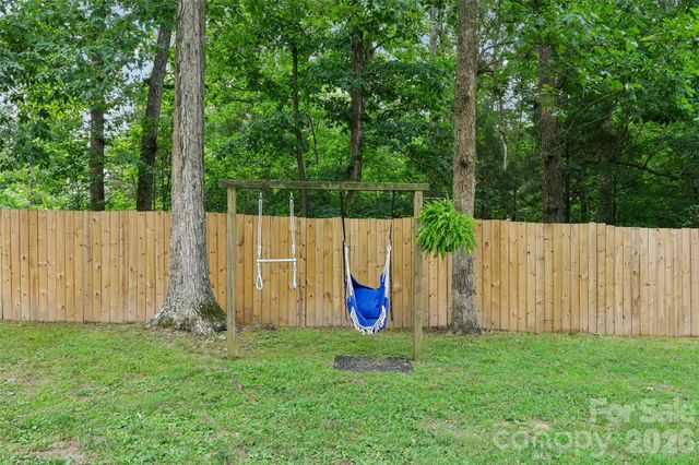 207 S Gold Branch Road, Richfield, NC 28137