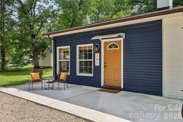 207 S Gold Branch Road, Richfield, NC 28137