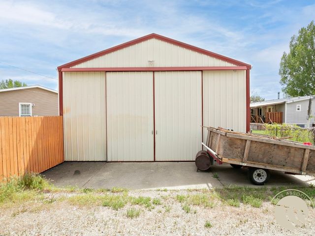 3505 Howard Avenue, Billings, MT 59102