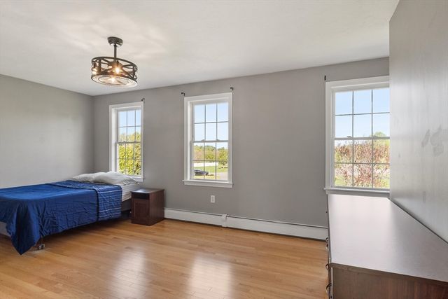 49 Farm Land Lane, Lancaster, MA 01523