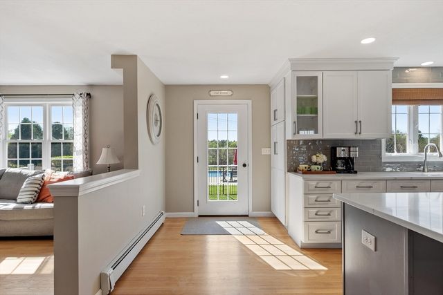 49 Farm Land Lane, Lancaster, MA 01523