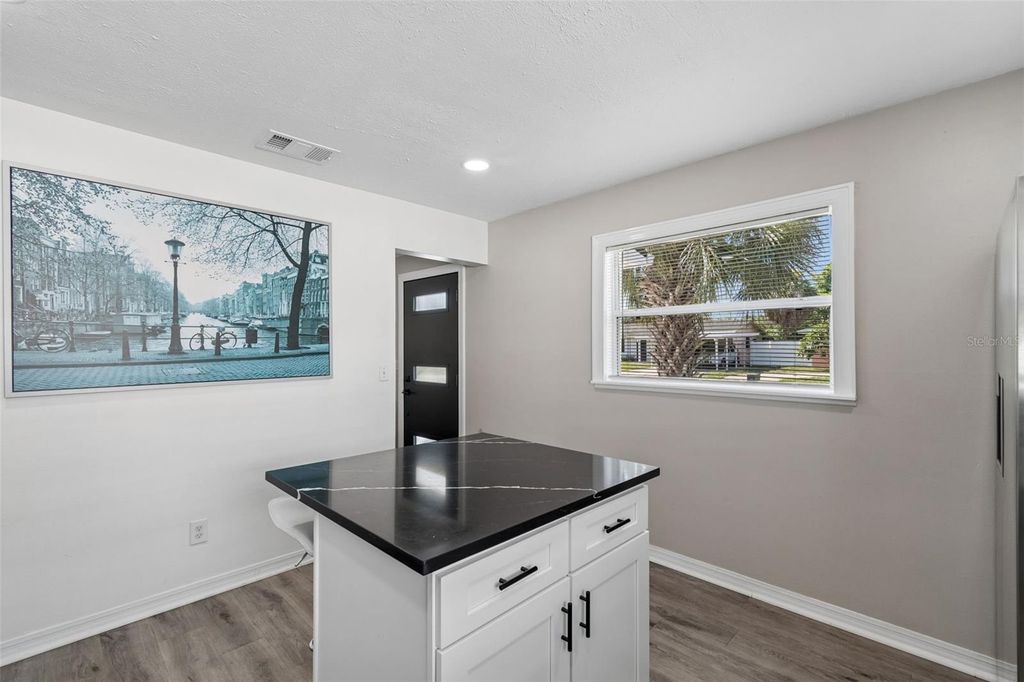 Image 15 of property listing at 7508 W CARACAS STREET, Tampa, FL 33615