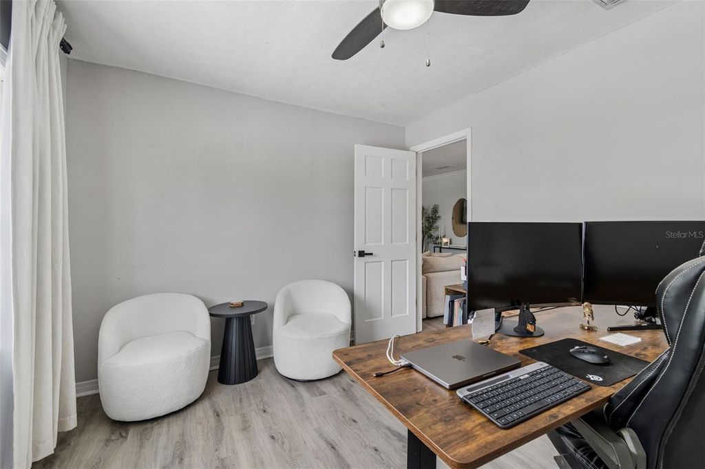 Image 16 of property listing at 7508 W CARACAS STREET, Tampa, FL 33615