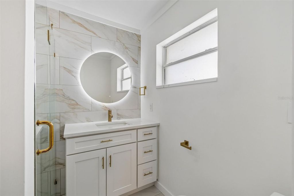 Image 28 of property listing at 7508 W CARACAS STREET, Tampa, FL 33615