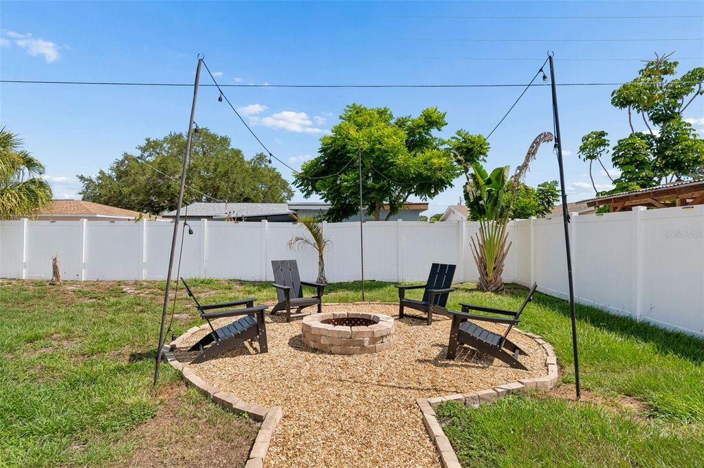 Image 31 of property listing at 7508 W CARACAS STREET, Tampa, FL 33615