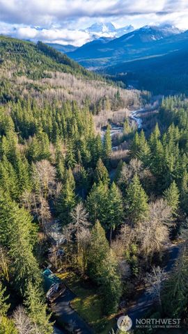 7548 Olsen Drive, Deming, WA 98244