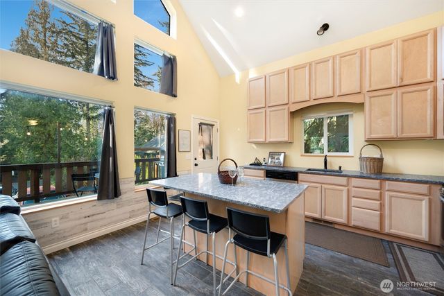 7548 Olsen Drive, Deming, WA 98244