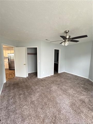 1006 Brookhollow Drive 8, Fayetteville, NC 28314