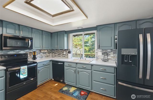 4104 SW 327th Place, Federal Way, WA 98023