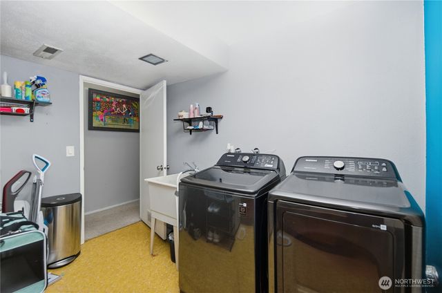 4104 SW 327th Place, Federal Way, WA 98023