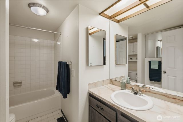 4104 SW 327th Place, Federal Way, WA 98023