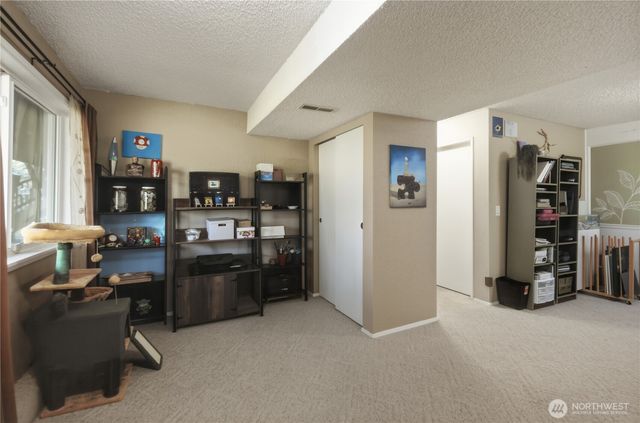 4104 SW 327th Place, Federal Way, WA 98023