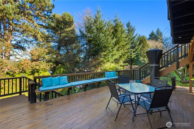 4104 SW 327th Place, Federal Way, WA 98023