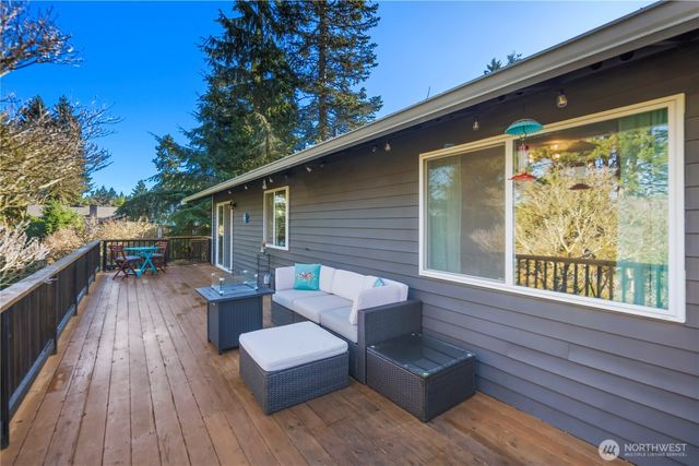 4104 SW 327th Place, Federal Way, WA 98023