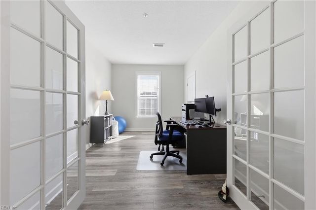 2900 Brighton Beach Pl Apt 201, Virginia Beach, VA 23451