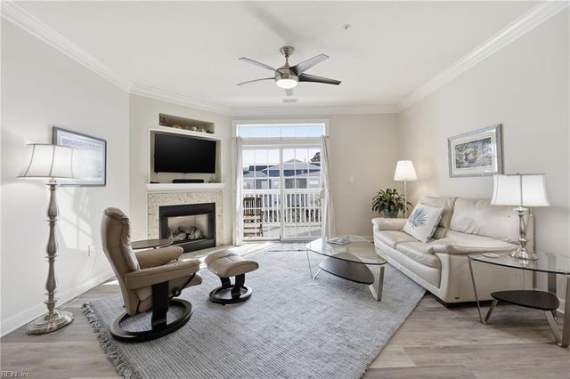 2900 Brighton Beach Pl Apt 201, Virginia Beach, VA 23451