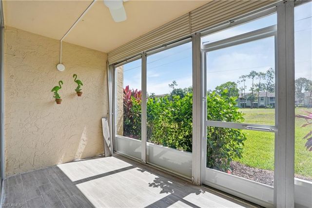 1085 Forest Lakes DR 8102, Naples, FL 34105
