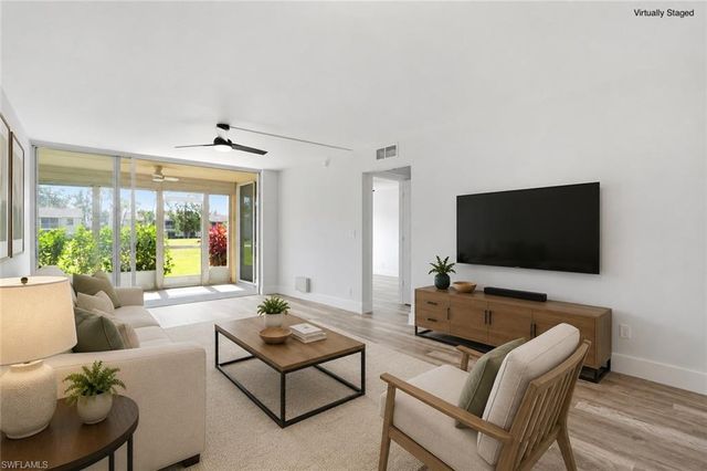 1085 Forest Lakes DR 8102, Naples, FL 34105