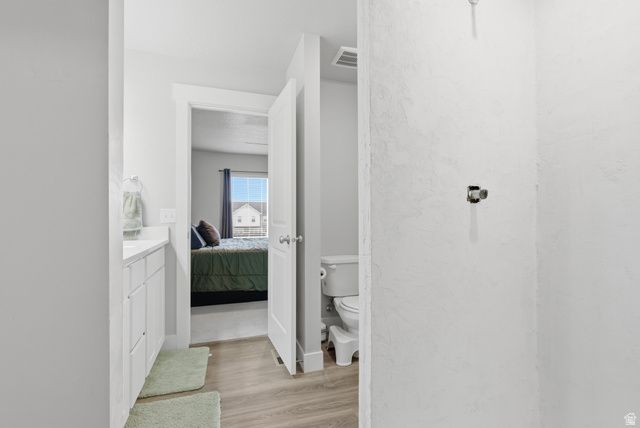 833 S COWANS CT, Clearfield, UT 84015