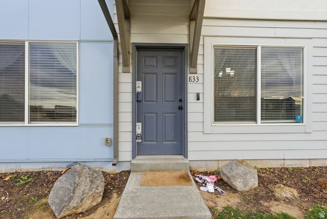 833 S COWANS CT, Clearfield, UT 84015