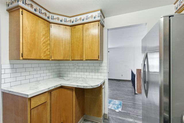 216 Gregory Dr, Cheney, WA 99004